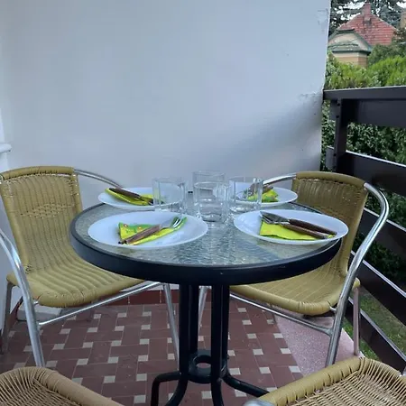 Viktoria Apartman Balatonalmadi Exterior photo